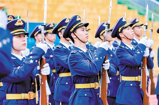 五邑大學(xué)在第三屆廣東省學(xué)校國防教育成果交流展示活動中榮獲三等獎。