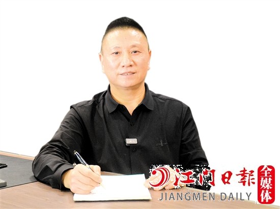 江門市裝飾建材行業(yè)協(xié)會執(zhí)行會長兼秘書長蔣武柳