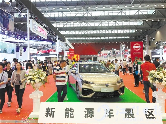 “五一”車展將繼續(xù)設(shè)置新能源汽車展區(qū)。